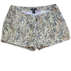 H & M Print Shorts Size 10